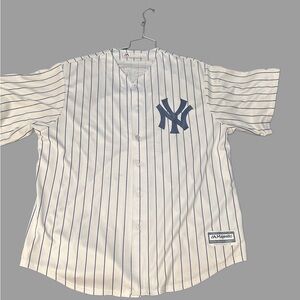 Majestic White and Navy Striped Jersey